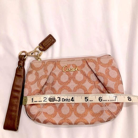 Coach Wristlet - Picture 5 of 8